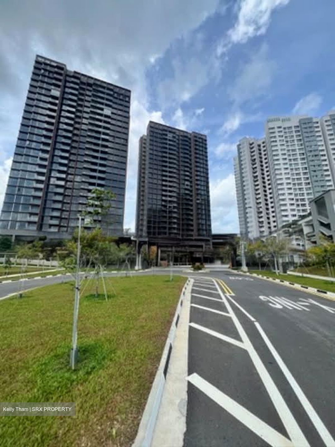 Amo Residence (D20), Apartment #557986321